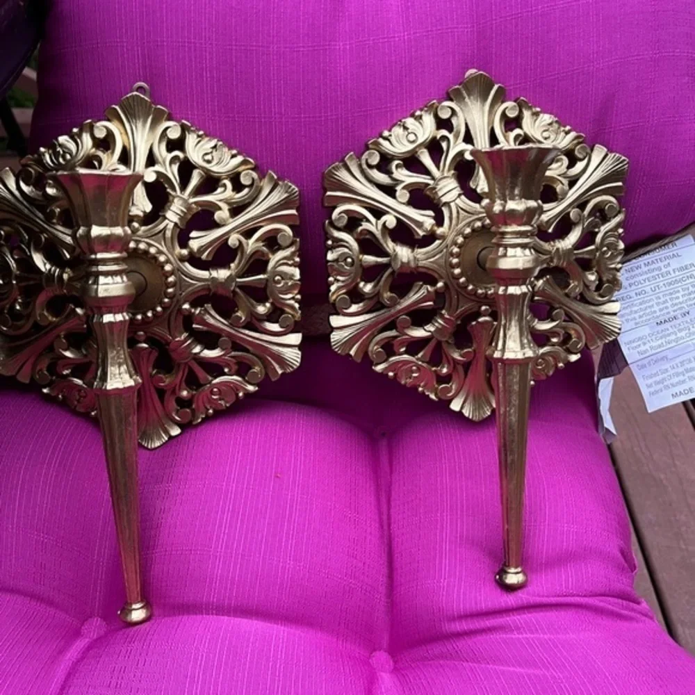 Vintage wall candle holder sconces. Set of 2. Made in USA.. Size 11x 7 in